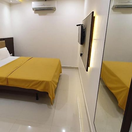 Hotel N K Bhuj Exterior photo